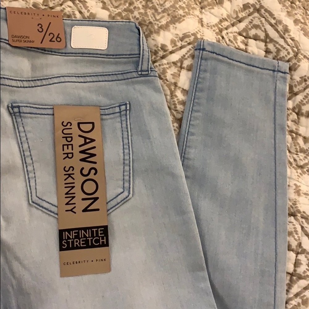 Celebrity Pink Dawson Super Skinny NWT light blue